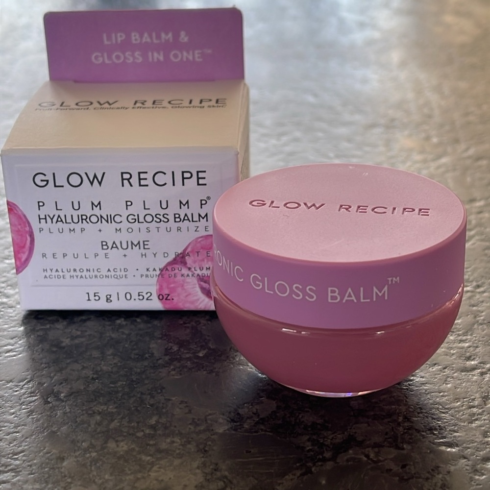 Glow Recipe Plum Plump Hyaluronic Gloss Balm high shine - Picture 8 of 8